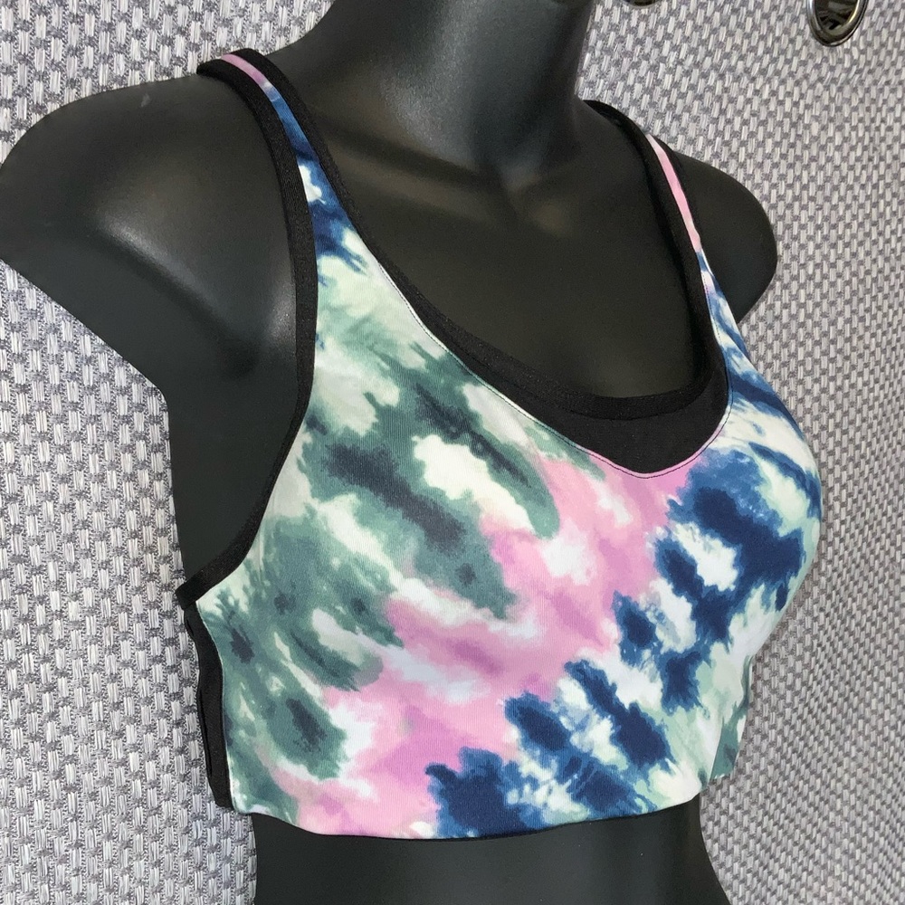 Victoria’s Secret Ultimate lightly lined bra - Picture 3 of 12